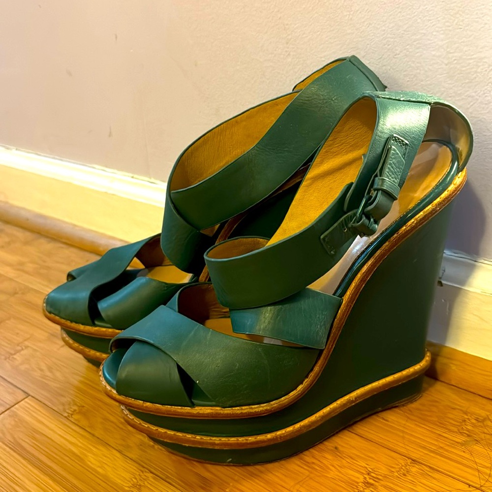 LAMB size 10 wedge